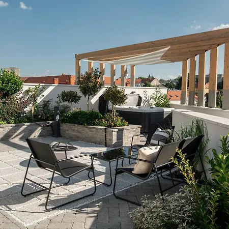 Hotel apartamentowy Loftlakasom**** Veszprém