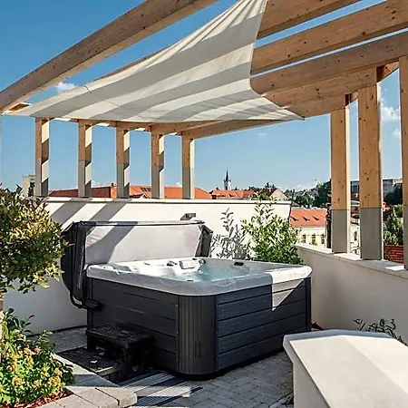 Loftlakasom**** Aparthotel Veszprém